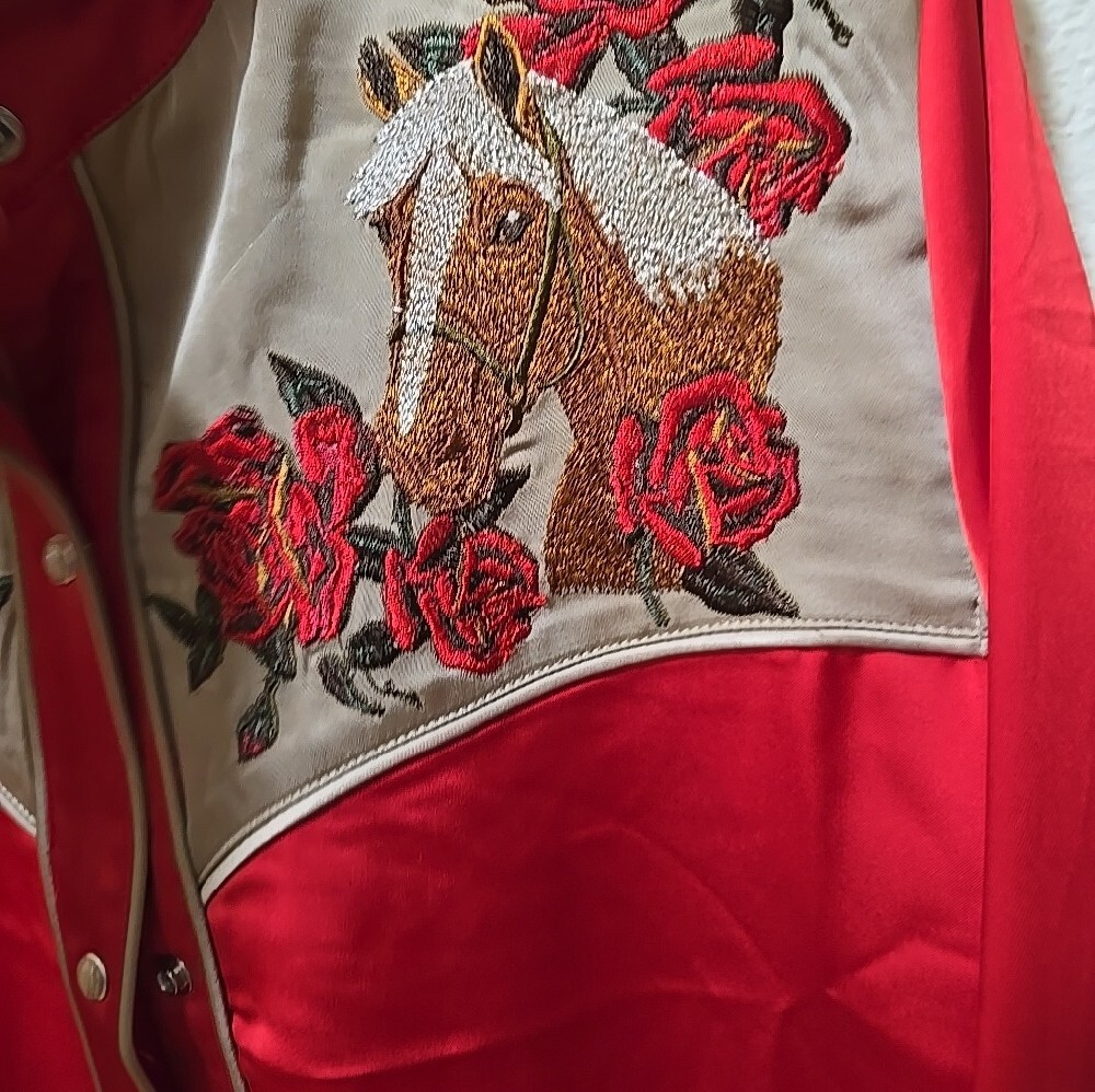 Rodeo Quincy Red Western Shirt with Rose Embroidery - Picture 3 of 6